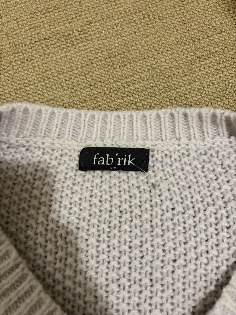 Perfect Condition fab'rik Cream V-Neck Knit Sweater - Picture 2 of 3